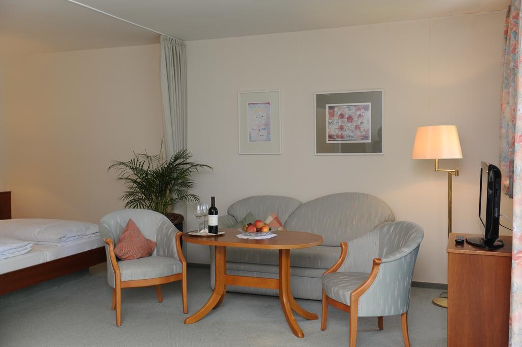 Hotel Gasthaus Adler Bad Waldsee Ngoại thất bức ảnh
