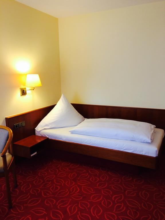 Hotel Gasthaus Adler Bad Waldsee Ngoại thất bức ảnh