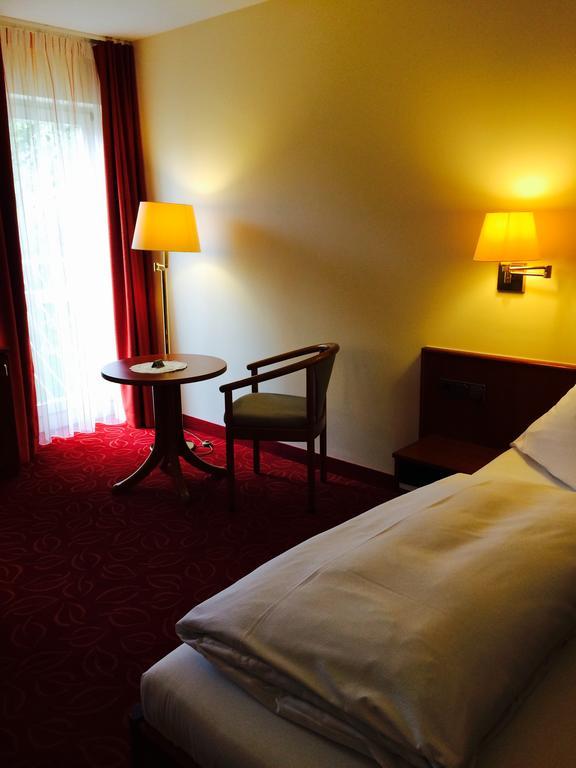 Hotel Gasthaus Adler Bad Waldsee Ngoại thất bức ảnh