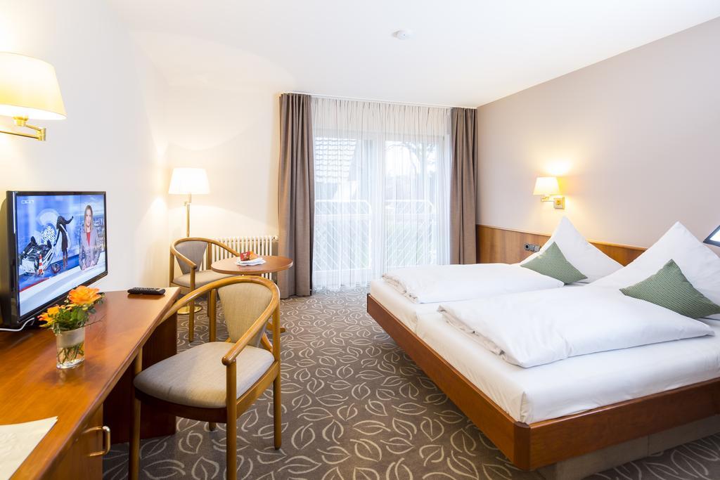 Hotel Gasthaus Adler Bad Waldsee Ngoại thất bức ảnh